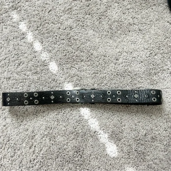 Genuine Leather Embellished Tooled Silver Buckle Floral Embossed Belt Sz L/XL - Picture 11 of 11